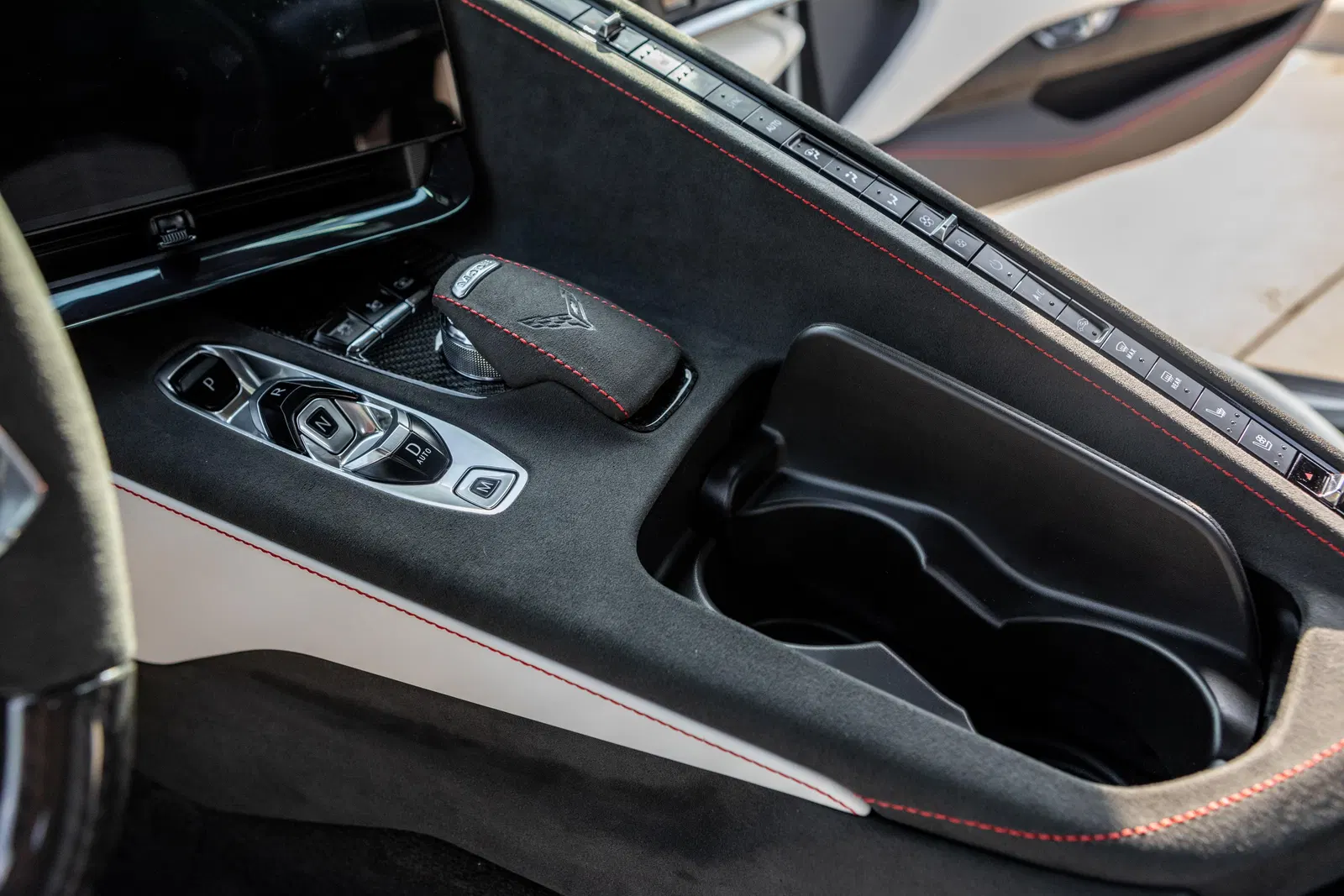 2023 Chevrolet Corvette Z06 Convertible 70th Anniversary Edition - 670-hp LT6 V8, 3LZ Trim, Carbon Ceramic Brakes