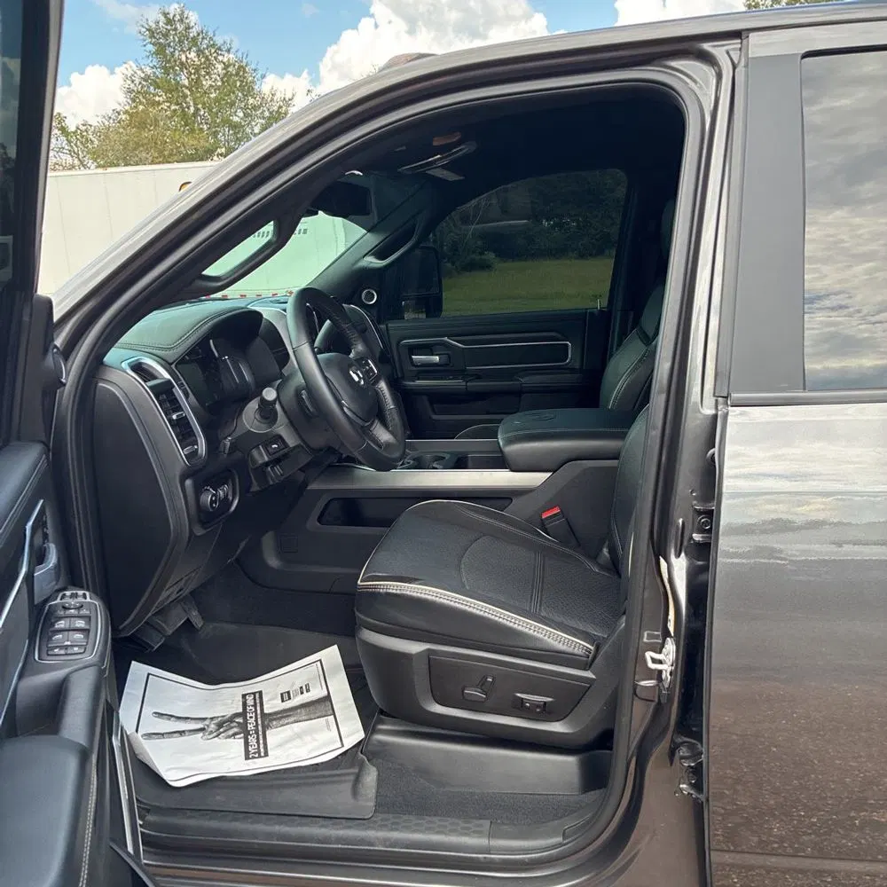 2024 Ram 3500 Laramie