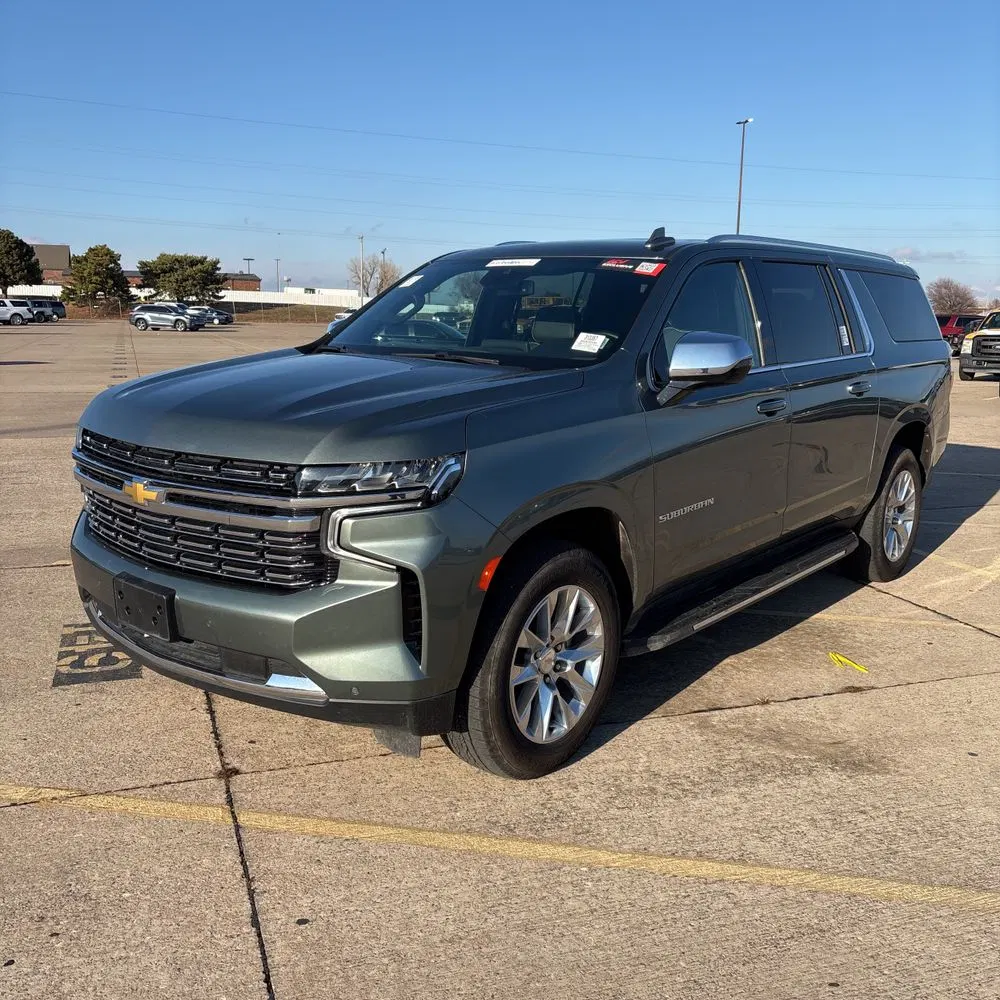 2023 Chevrolet Suburban Premier