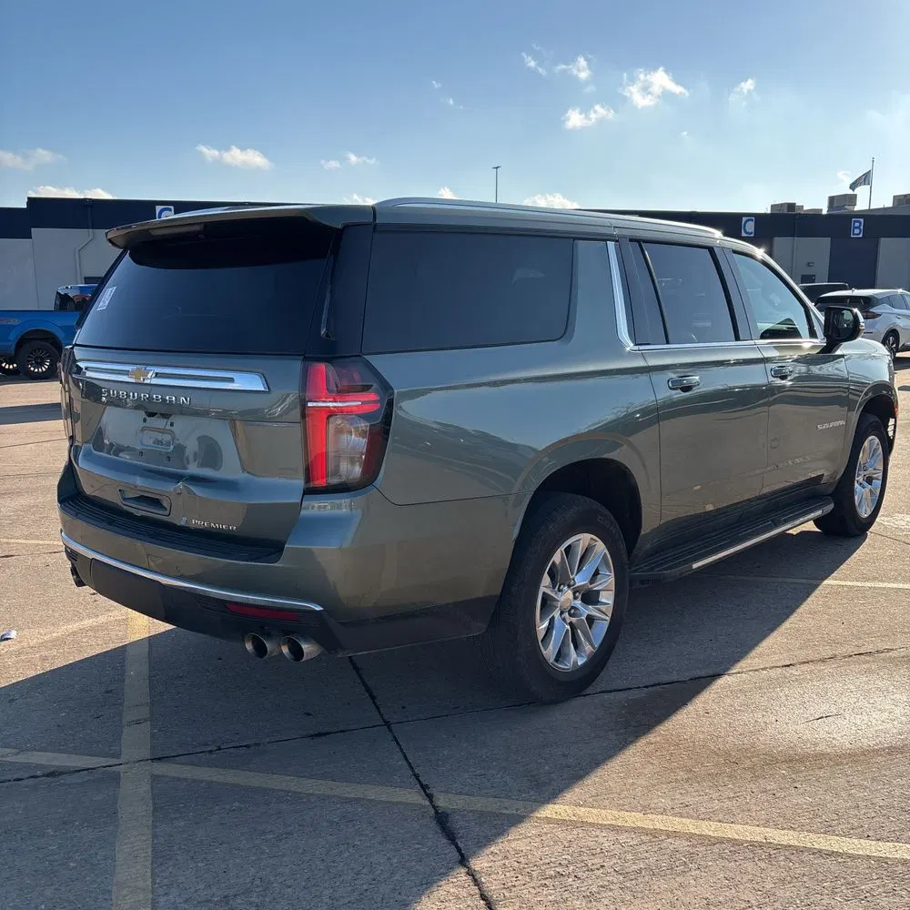 2023 Chevrolet Suburban Premier
