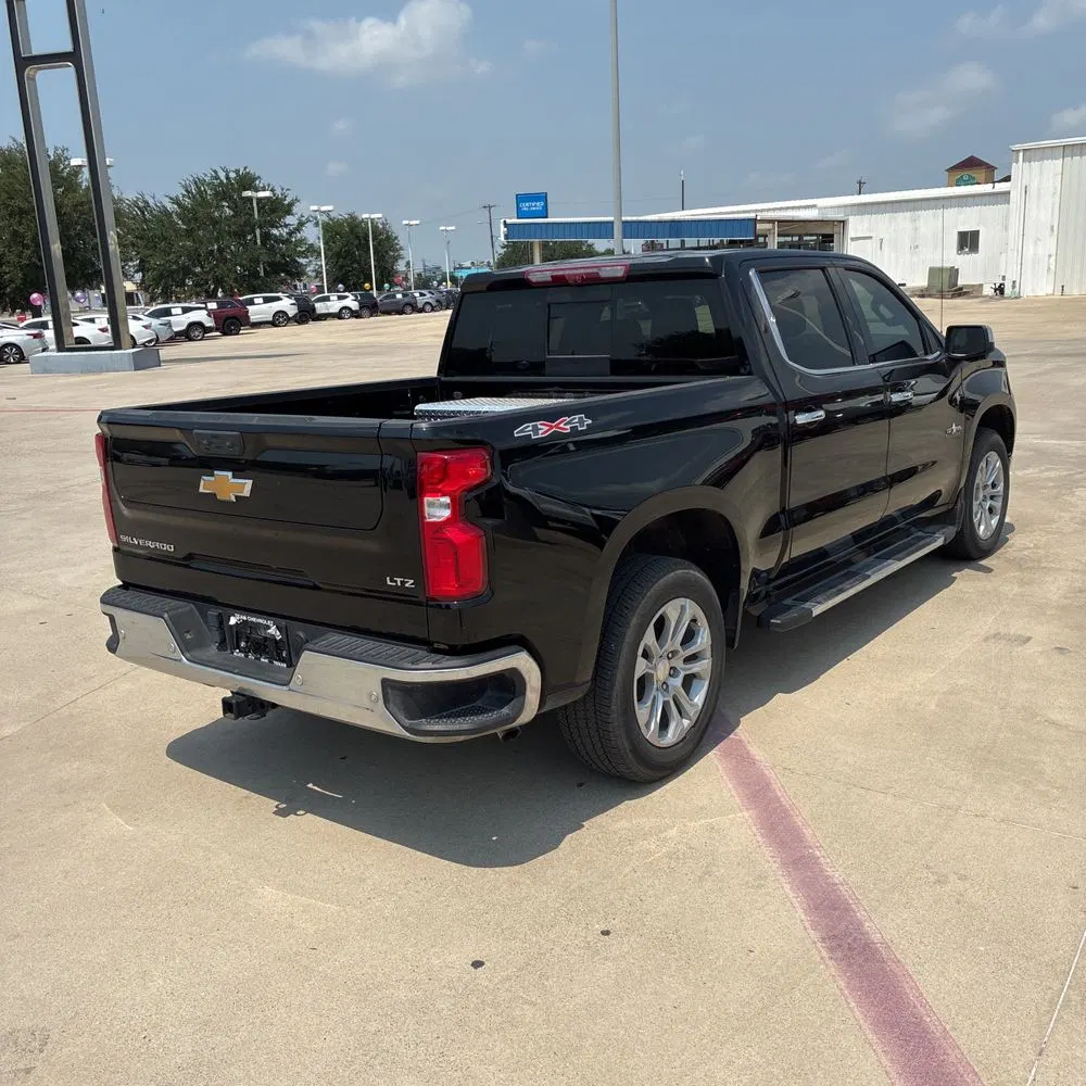2024 Chevrolet Silverado 1500 LTZ
