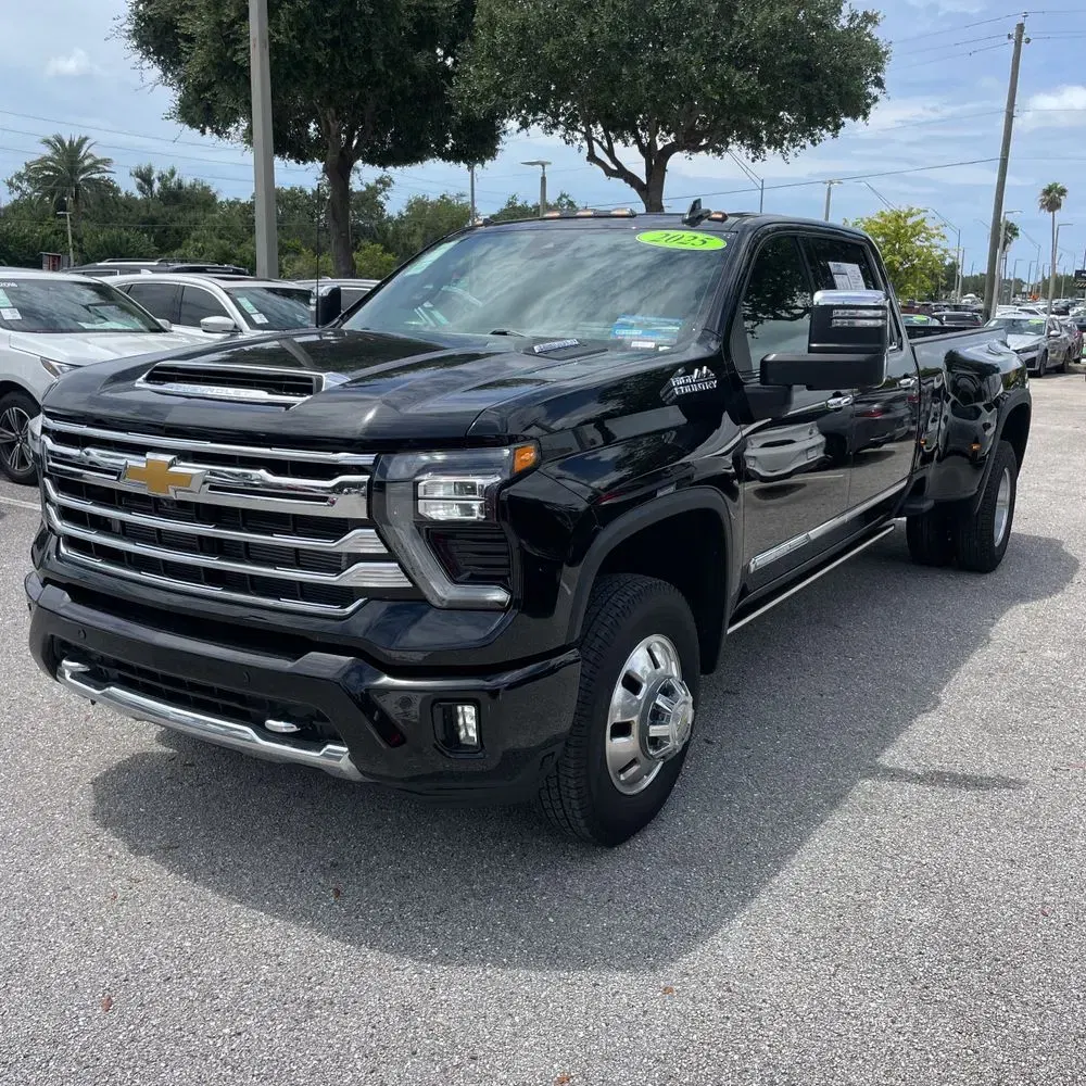 2025 Chevrolet Silverado 3500HD High Country