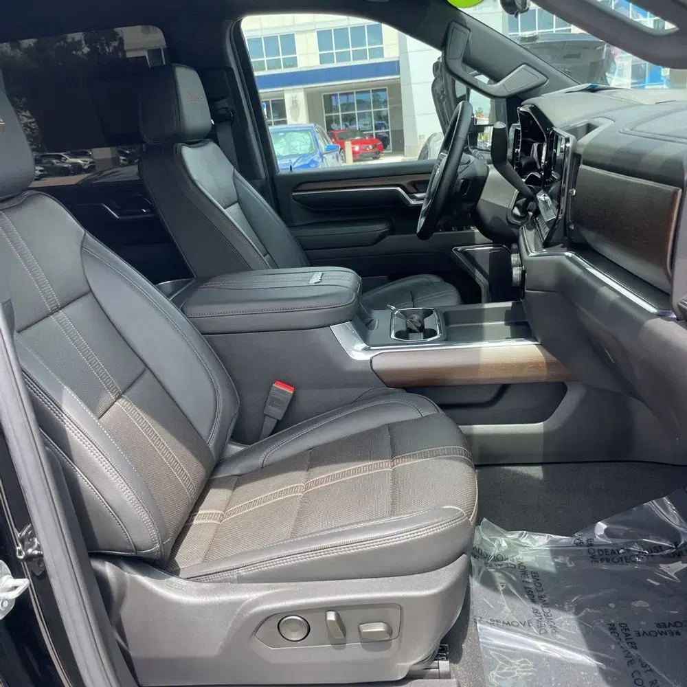 2025 Chevrolet Silverado 3500HD High Country