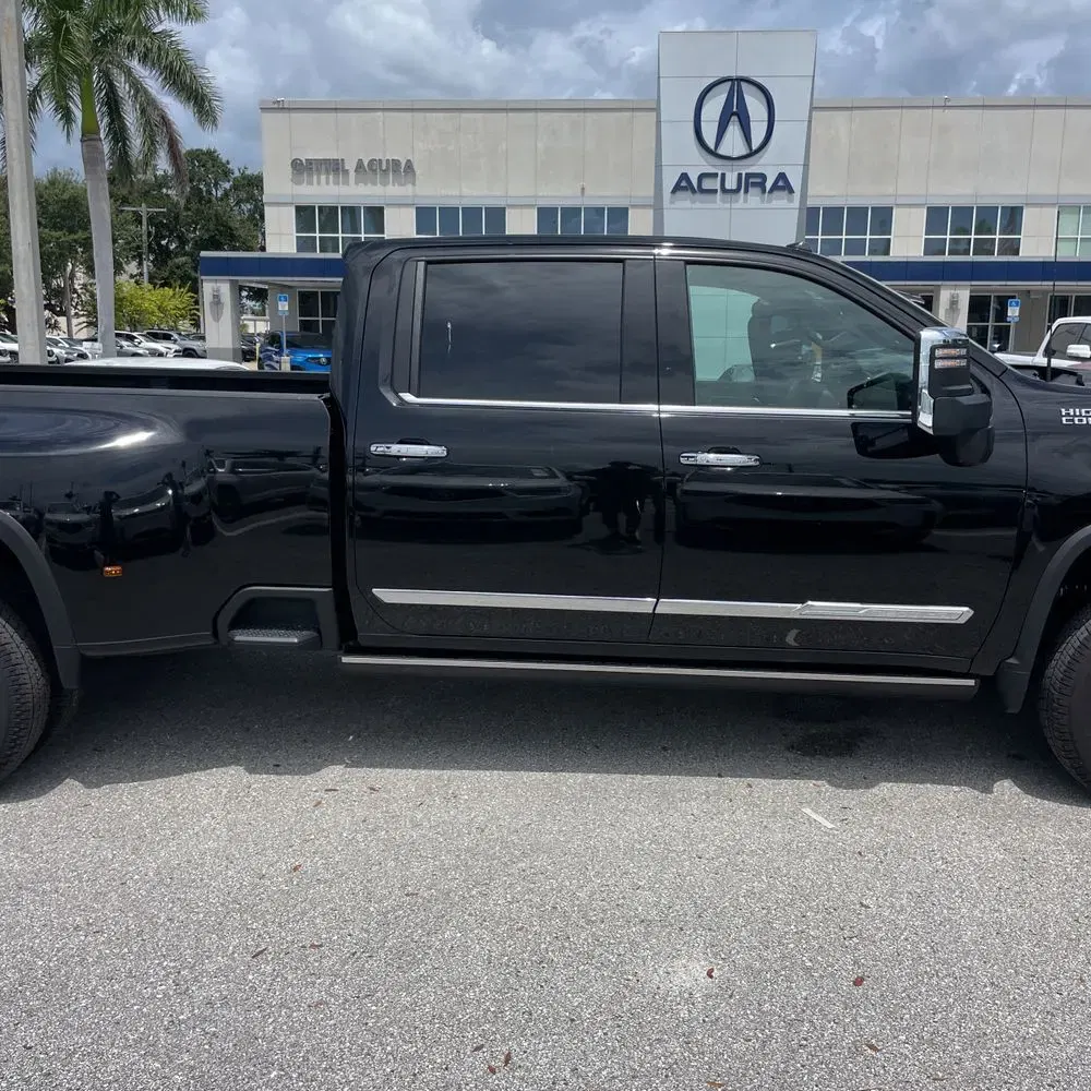 2025 Chevrolet Silverado 3500HD High Country