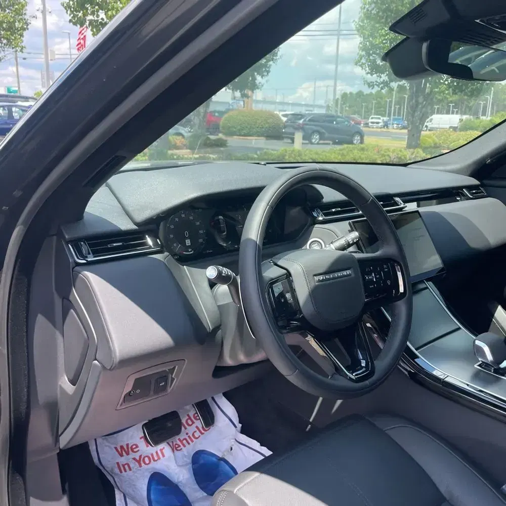 2024 Land Rover Range Rover Velar Dynamic SE P250
