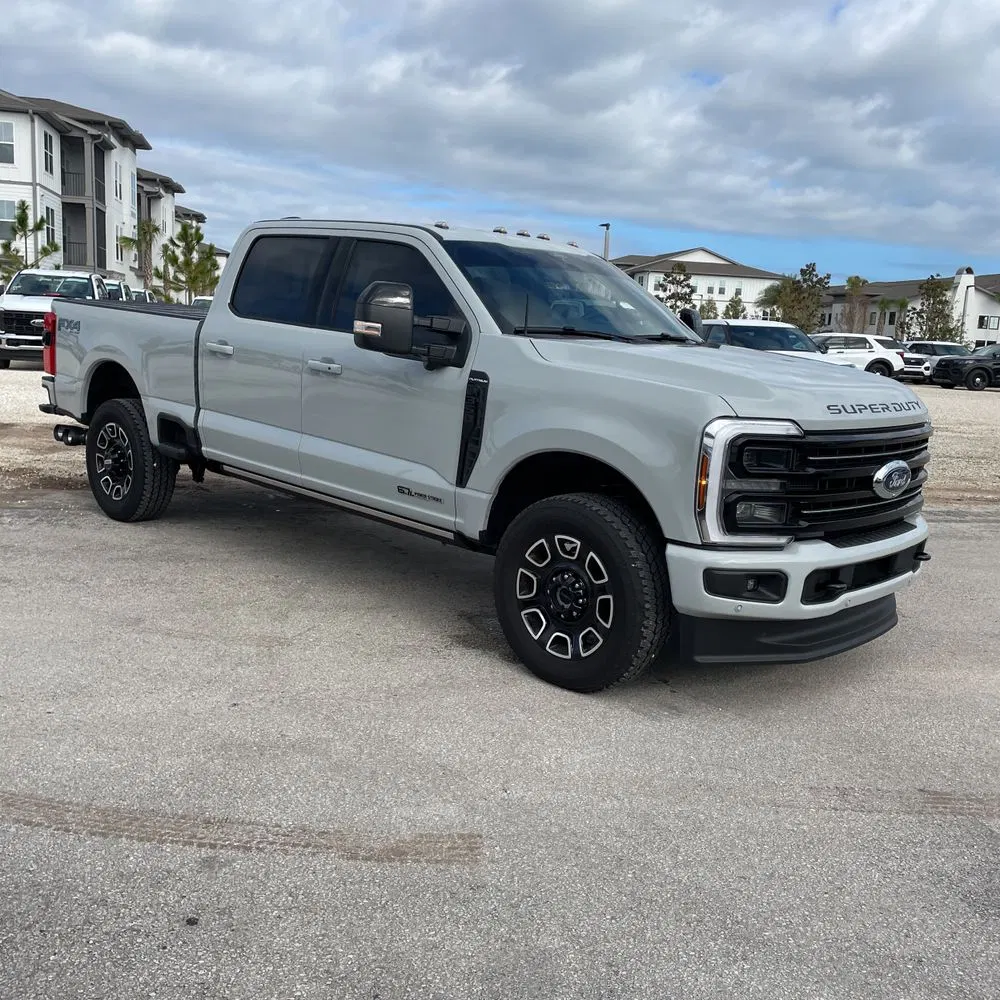 2025 Ford F-350 Super Duty Platinum