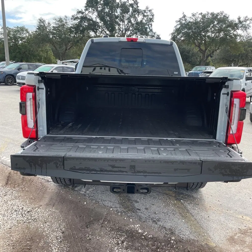 2025 Ford F-350 Super Duty Platinum