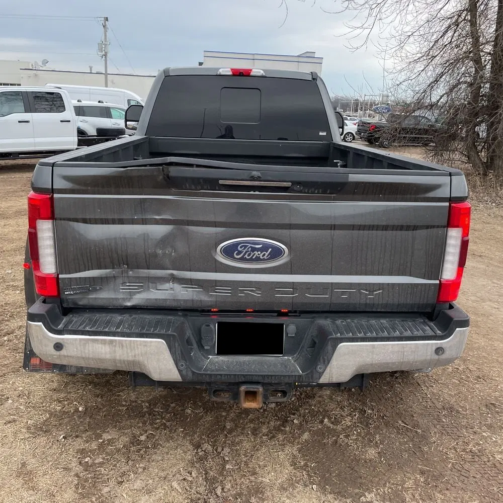 2019 Ford F-450 Super Duty Lariat