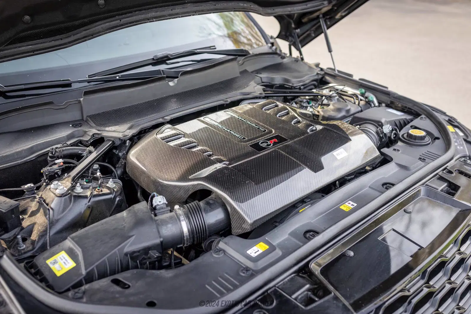 2022 Land Rover Range Rover Sport SVR Carbon Edition