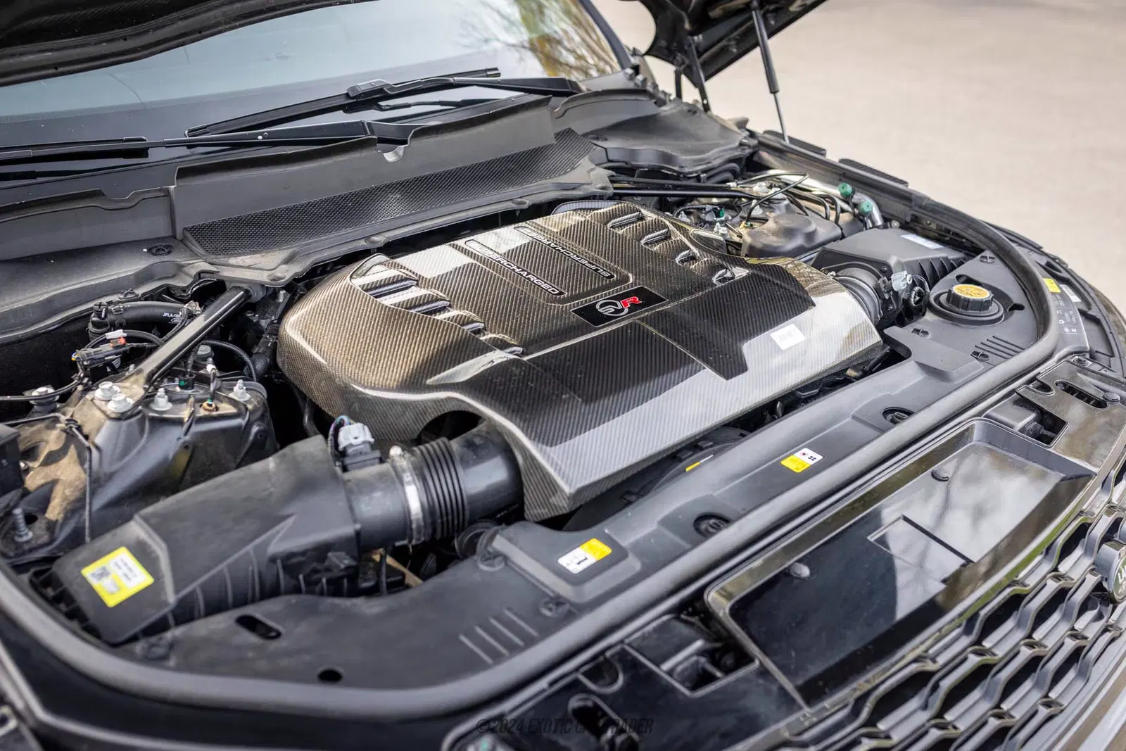 2022 Land Rover Range Rover Sport SVR Carbon Edition