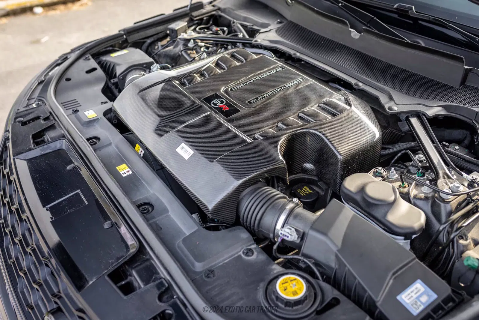 2022 Land Rover Range Rover Sport SVR Carbon Edition