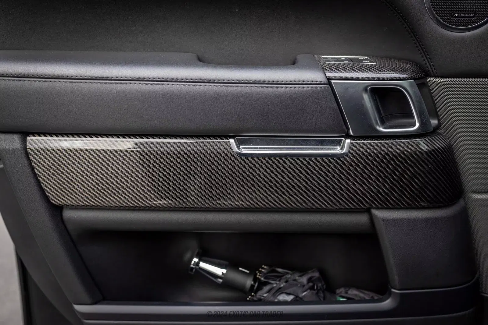 2022 Land Rover Range Rover Sport SVR Carbon Edition