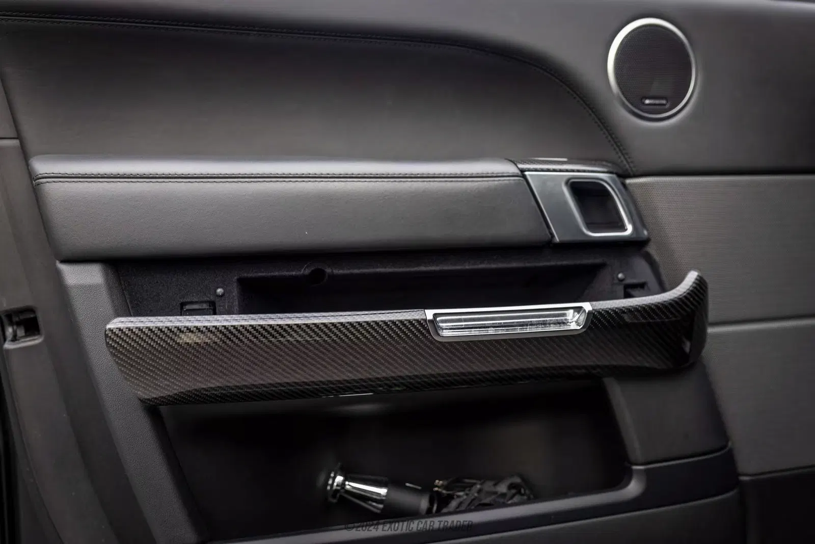 2022 Land Rover Range Rover Sport SVR Carbon Edition