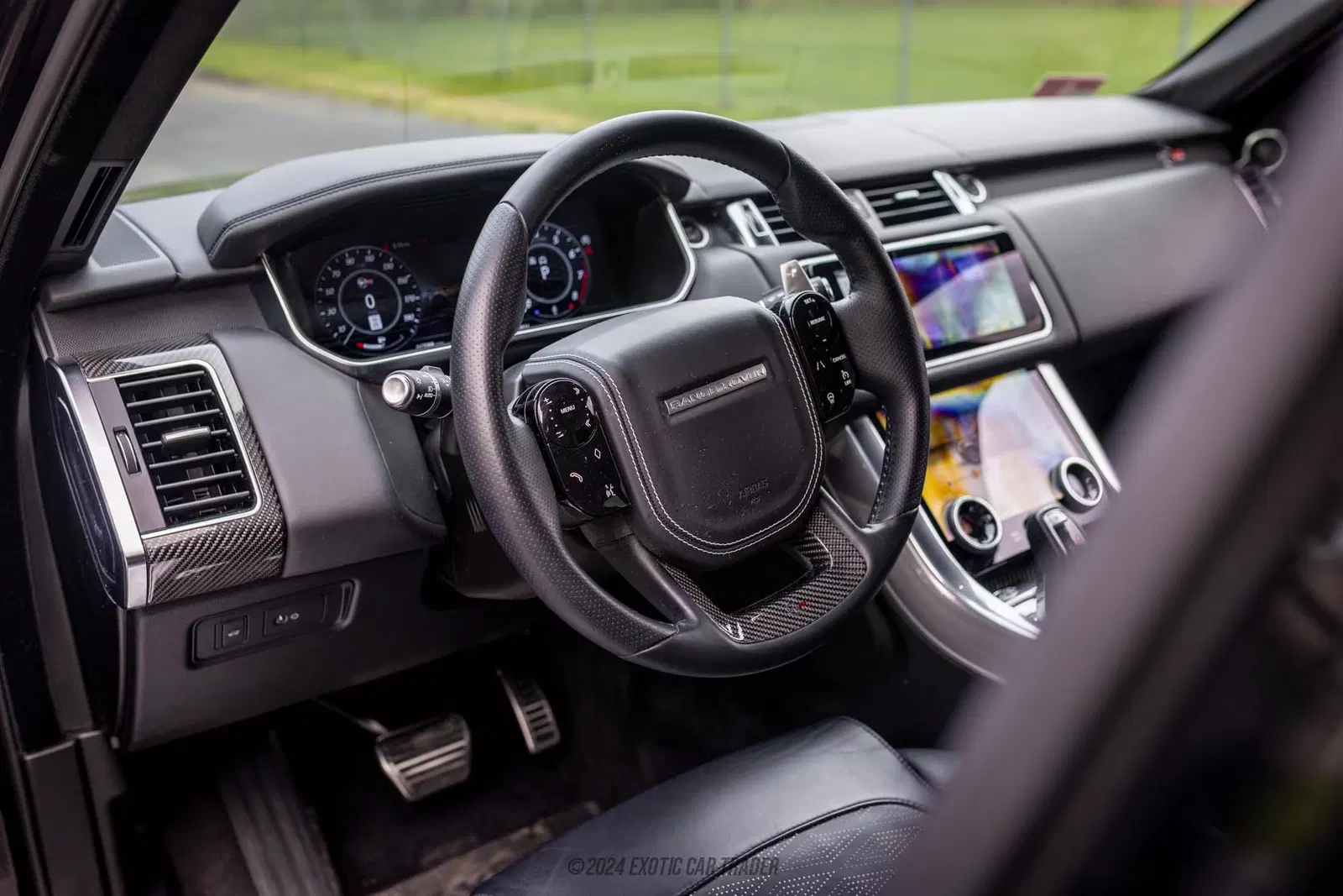 2022 Land Rover Range Rover Sport SVR Carbon Edition