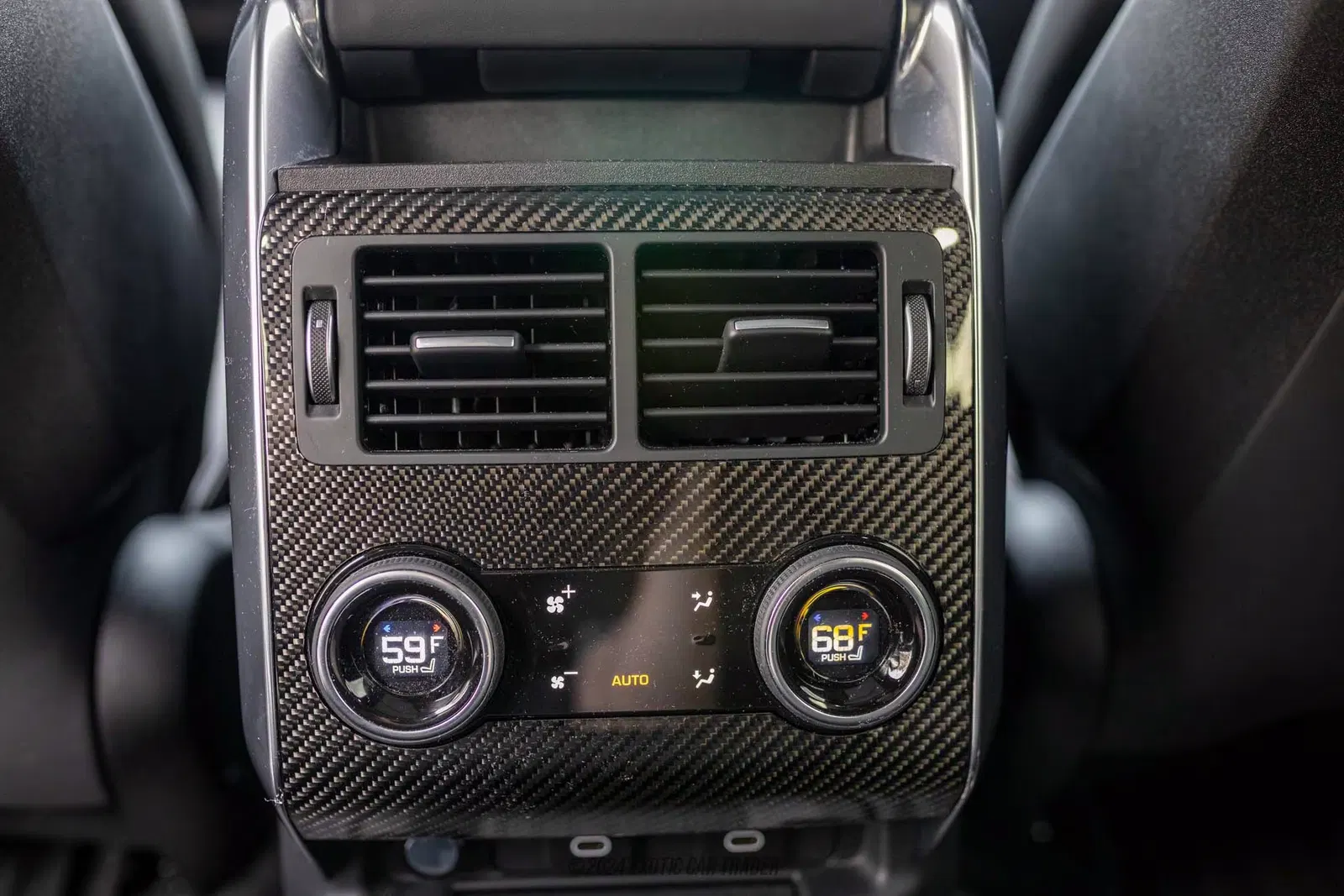 2022 Land Rover Range Rover Sport SVR Carbon Edition