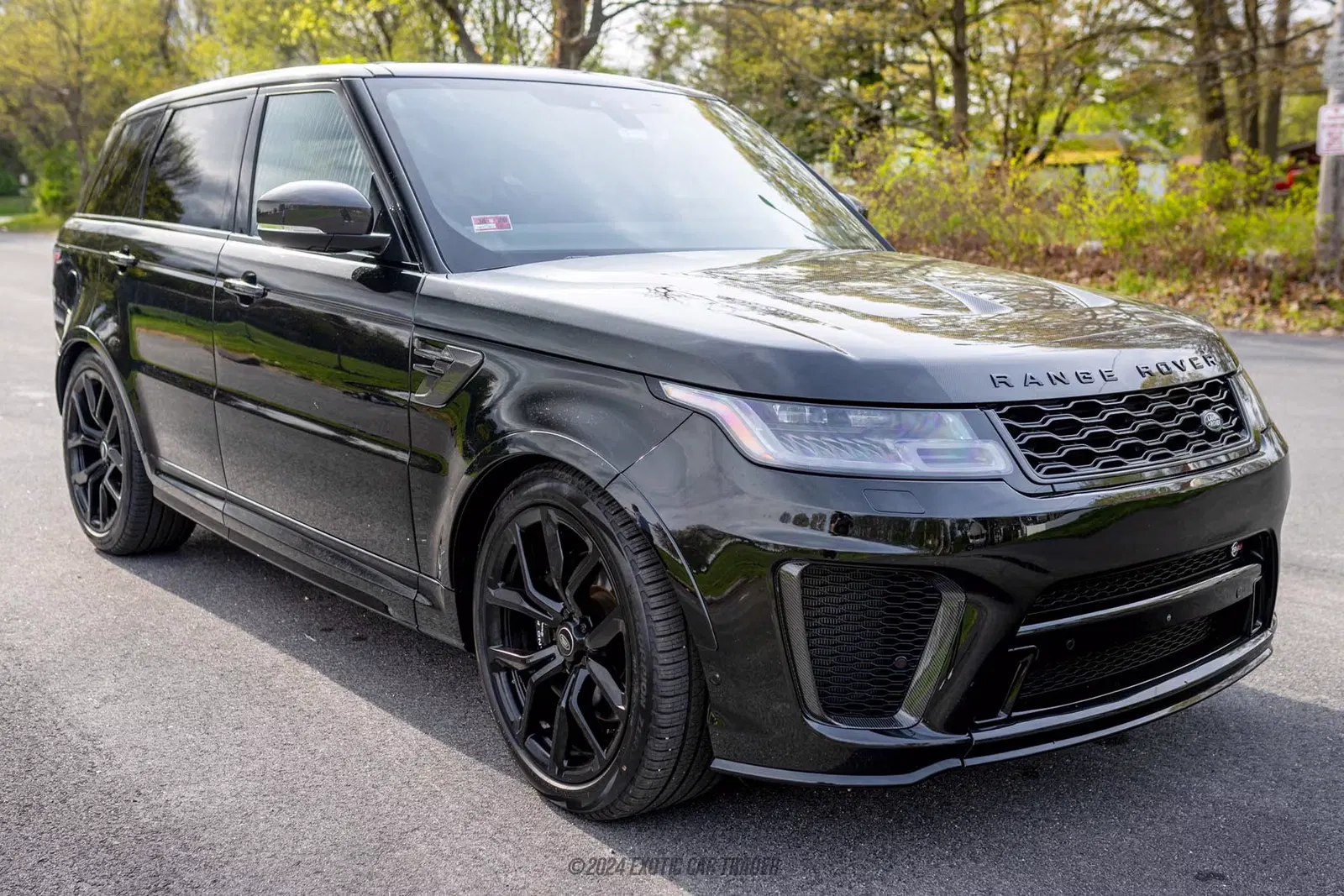 2022 Land Rover Range Rover Sport SVR Carbon Edition