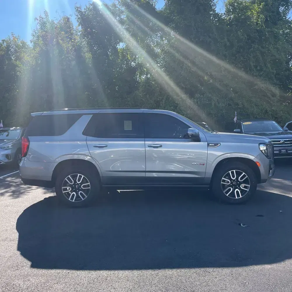 2023 GMC Yukon AT4