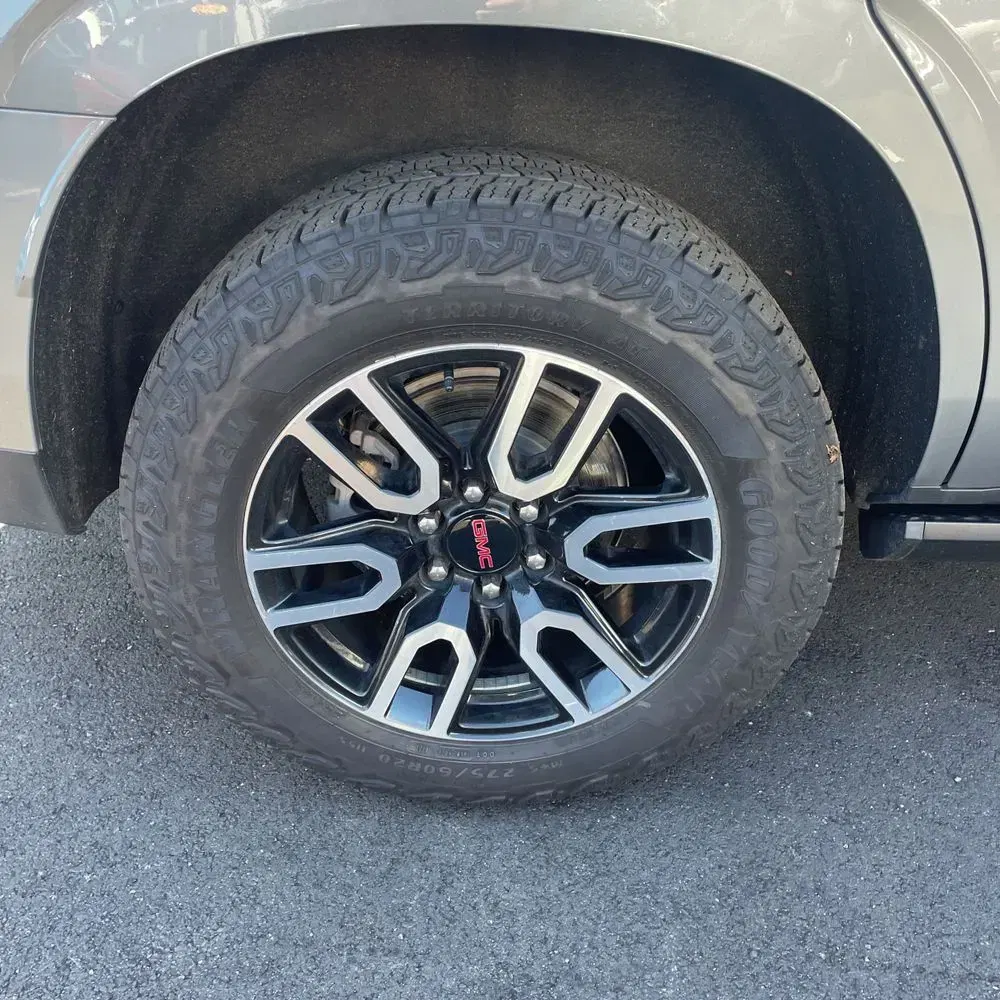 2023 GMC Yukon AT4
