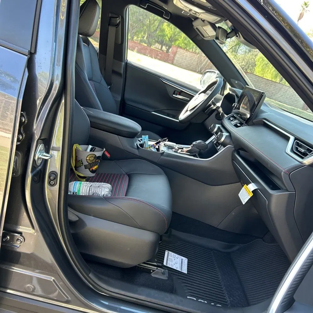 2025 Toyota RAV4 Plug-in Hybrid XSE