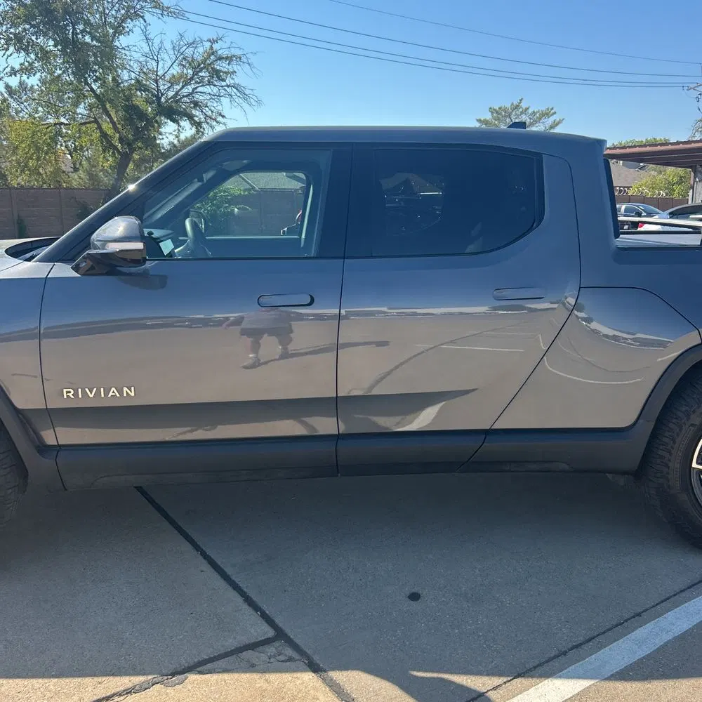 2023 Rivian R1T Adventure Quad-Motor