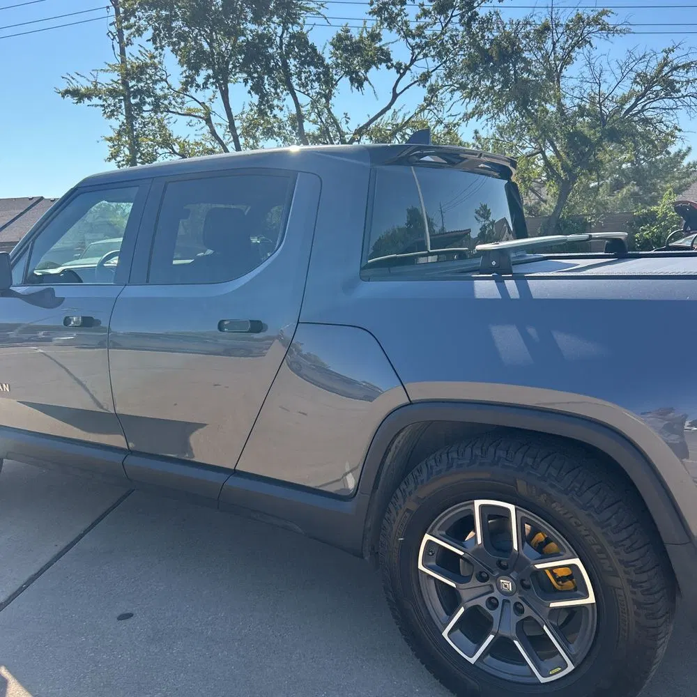 2023 Rivian R1T Adventure Quad-Motor