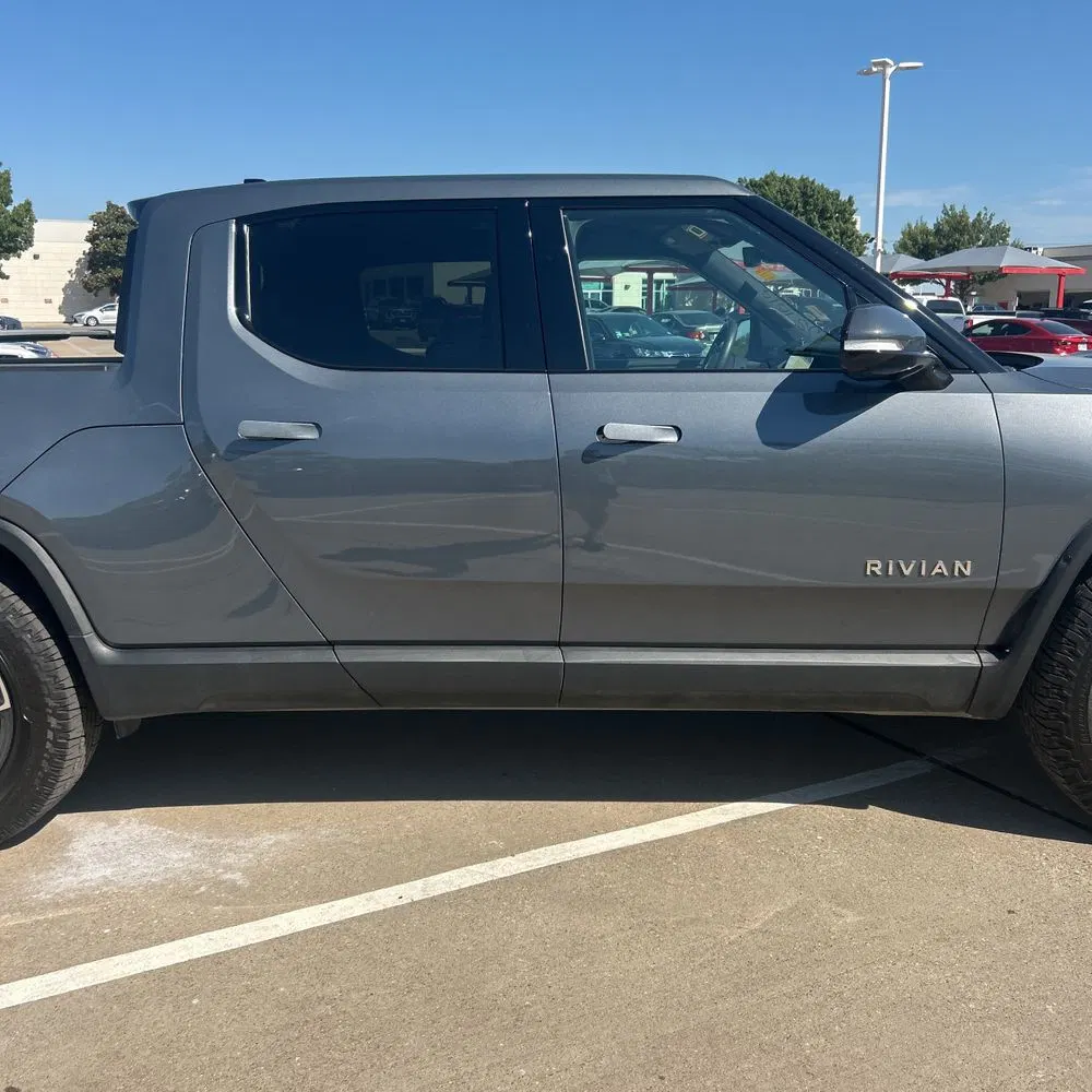 2023 Rivian R1T Adventure Quad-Motor