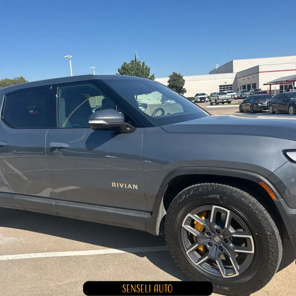 2023 Rivian R1T Adventure Quad-Motor