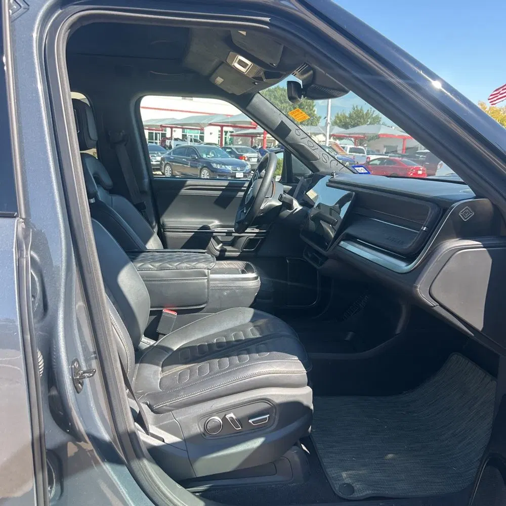 2023 Rivian R1T Adventure Quad-Motor