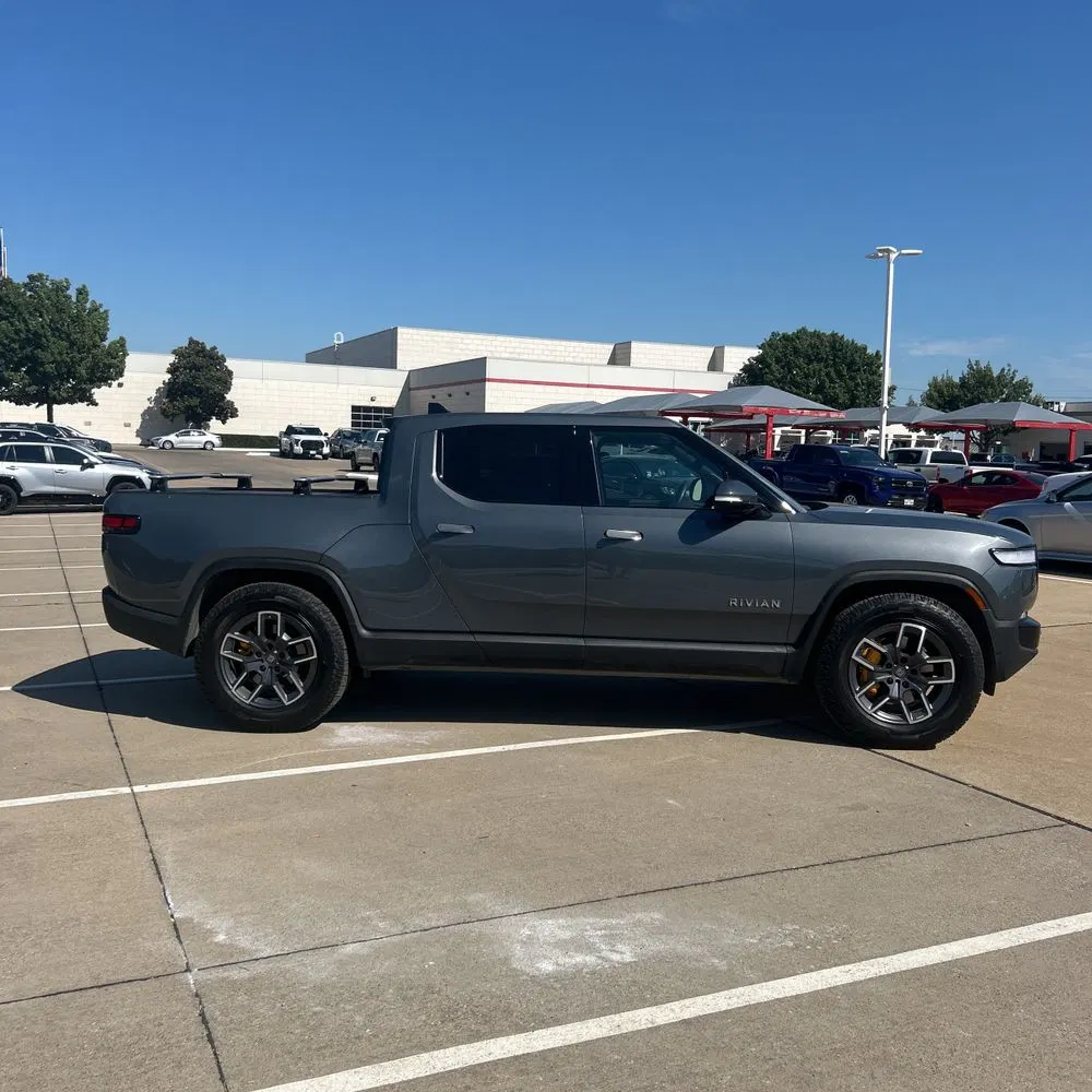 2023 Rivian R1T Adventure Quad-Motor