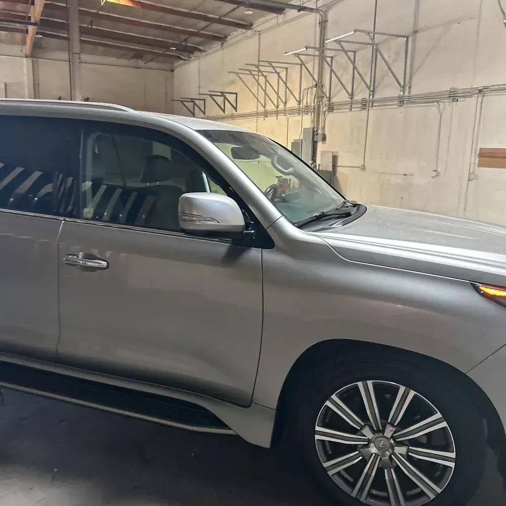 2018 Lexus LX 570 Two-Row