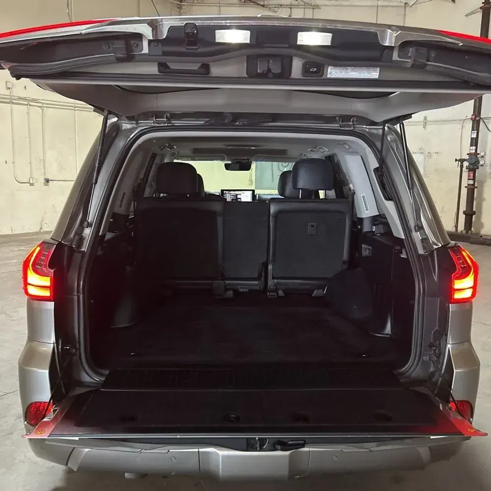 2018 Lexus LX 570 Two-Row