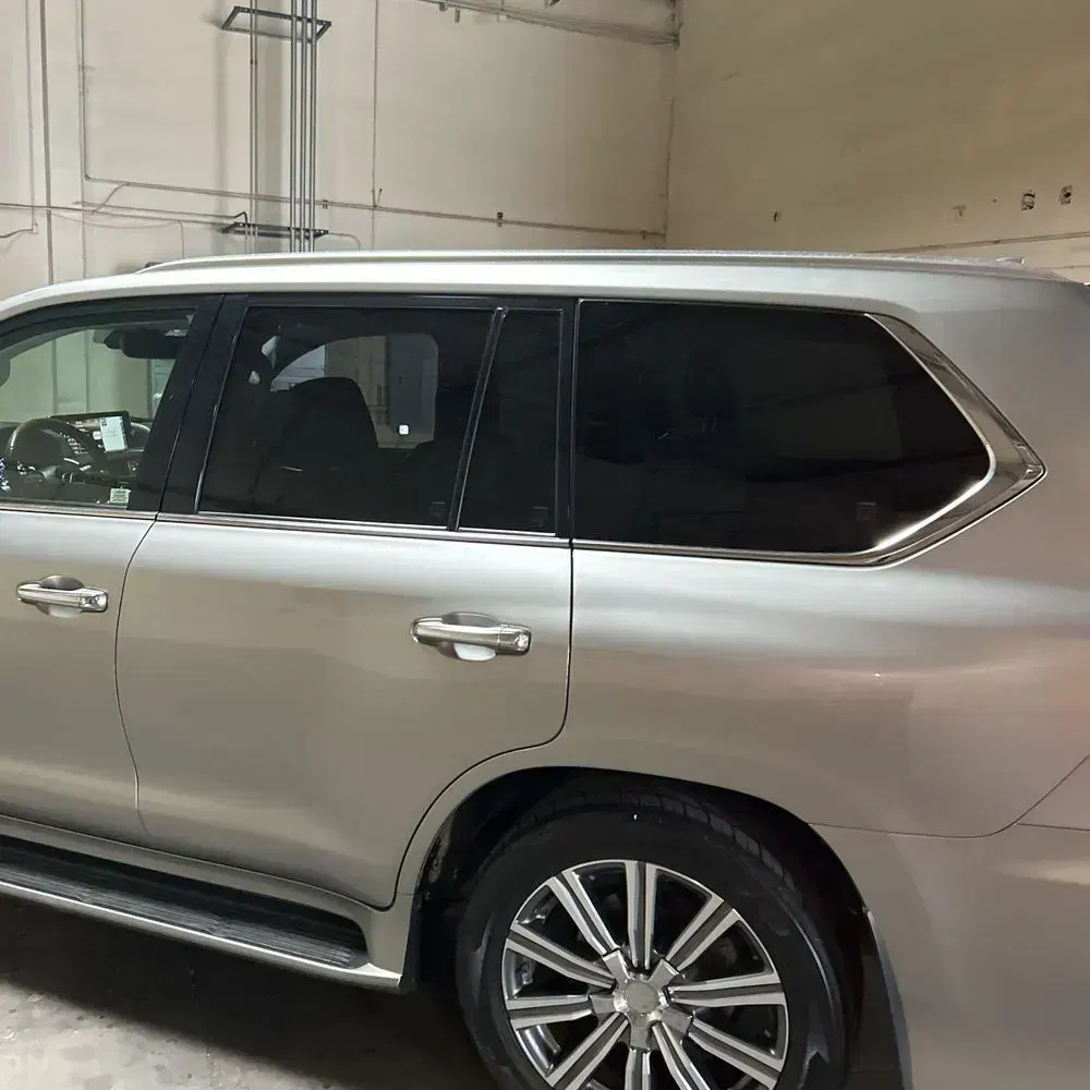 2018 Lexus LX 570 Two-Row