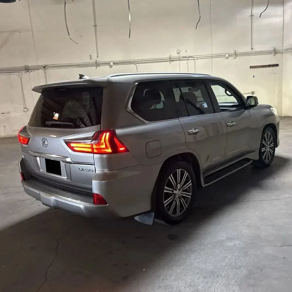 2018 Lexus LX 570 Two-Row