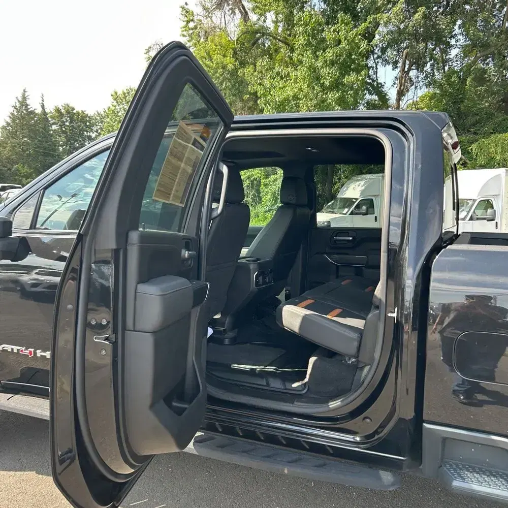 2023 GMC Sierra 2500HD AT4