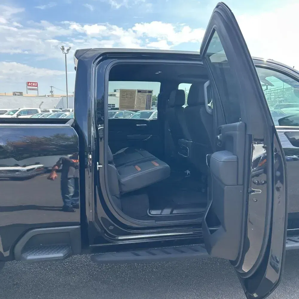 2023 GMC Sierra 2500HD AT4