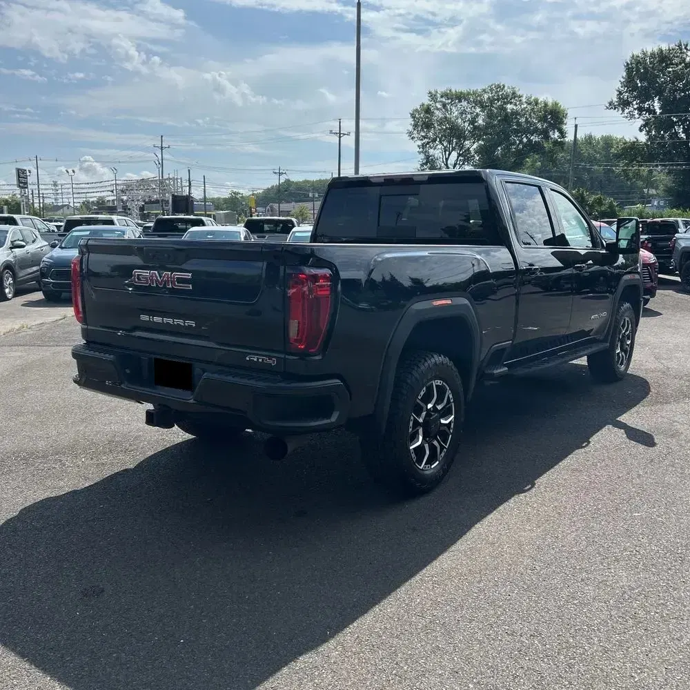 2023 GMC Sierra 2500HD AT4