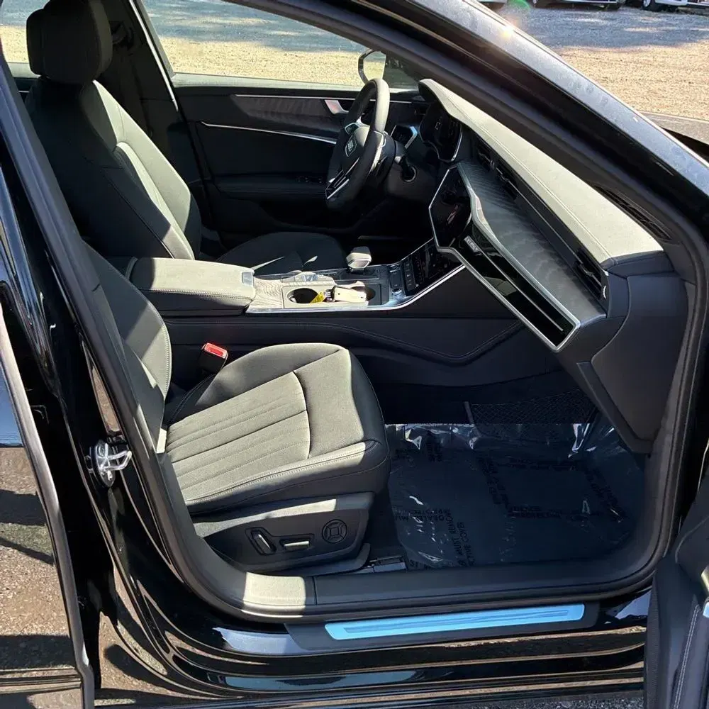 2025 Audi A6 Premium Plus 45