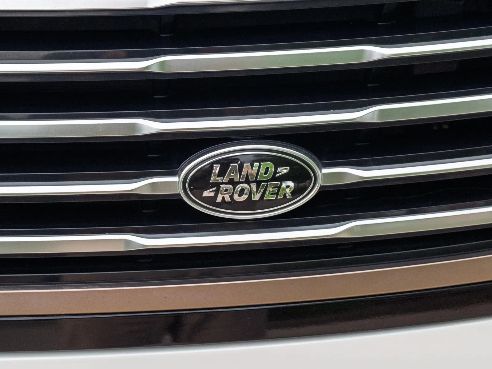 2022 Range Rover P530 SV LWB - 523-hp Turbocharged V8, AWD, Highly-Equipped, Unmodified