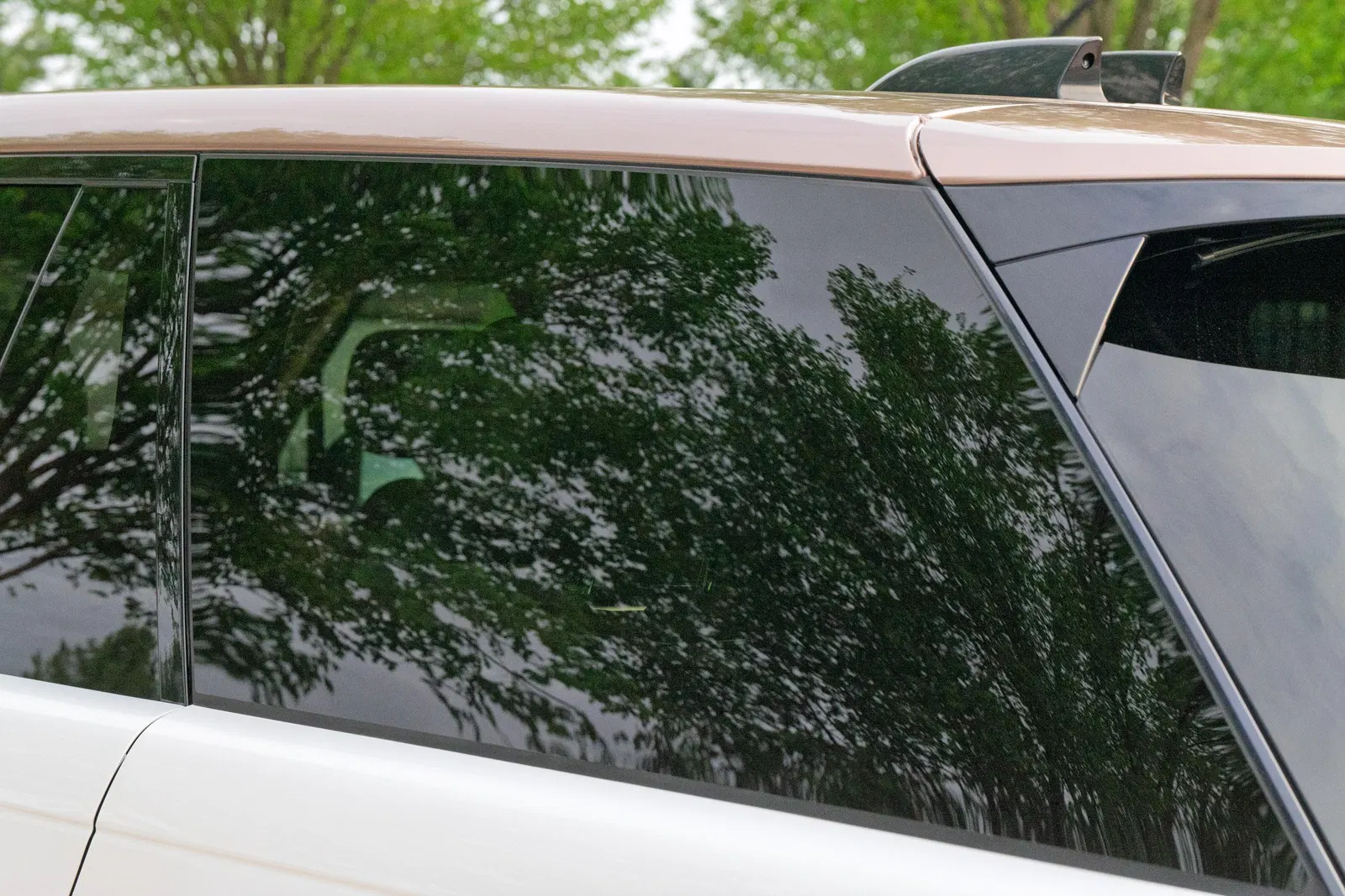 2022 Range Rover P530 SV LWB - 523-hp Turbocharged V8, AWD, Highly-Equipped, Unmodified