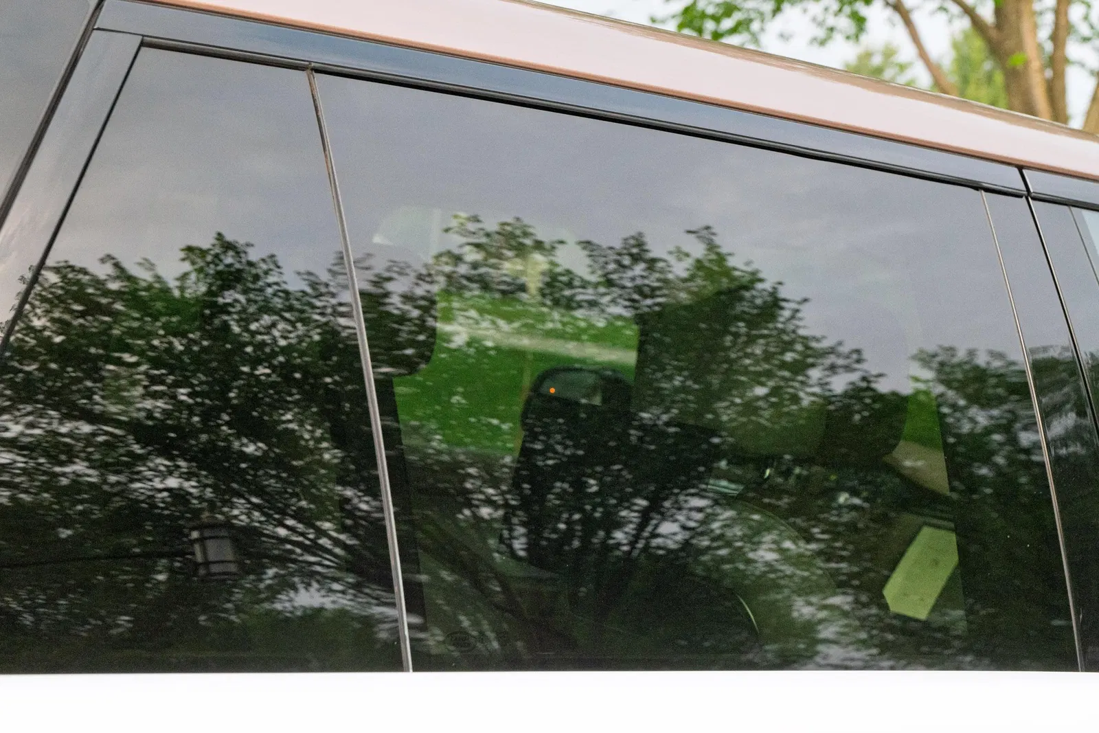 2022 Range Rover P530 SV LWB - 523-hp Turbocharged V8, AWD, Highly-Equipped, Unmodified