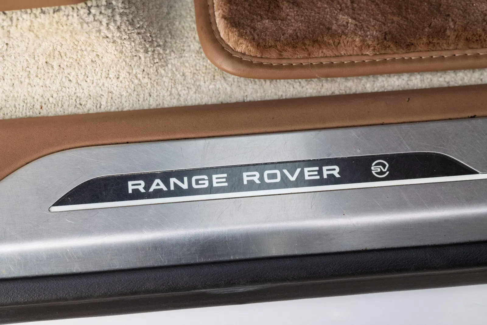 2022 Range Rover P530 SV LWB - 523-hp Turbocharged V8, AWD, Highly-Equipped, Unmodified