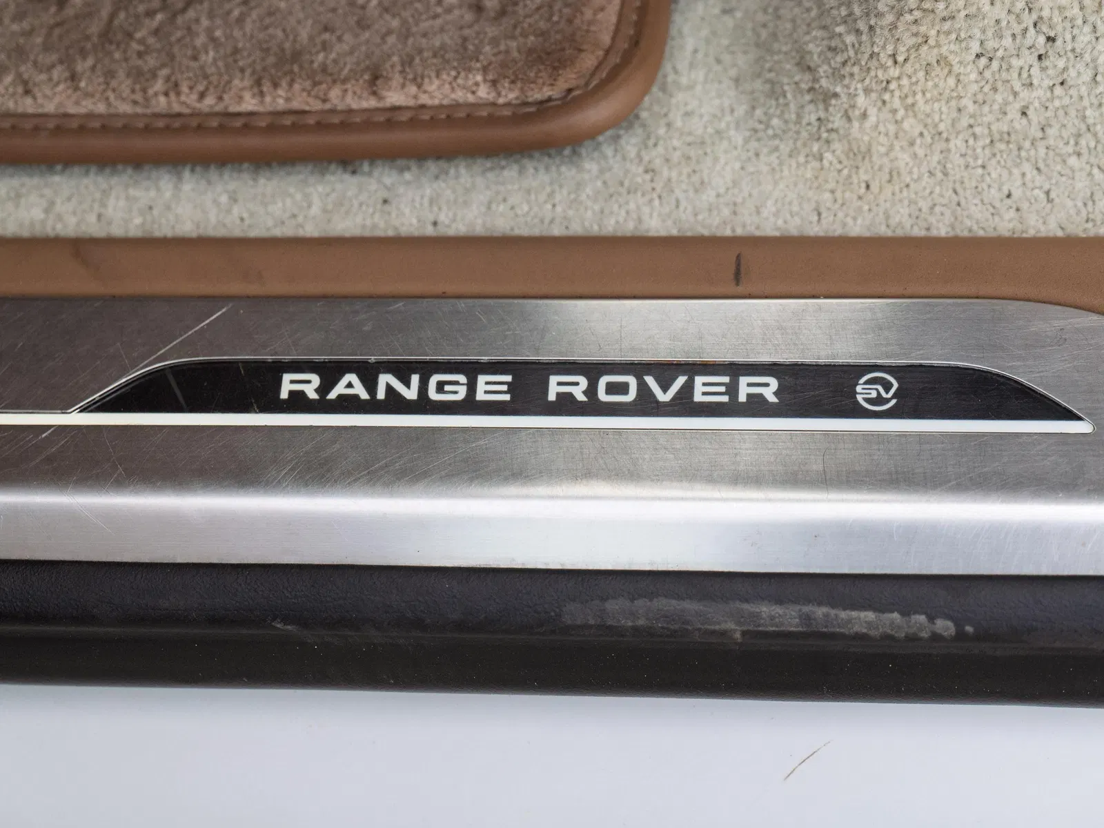 2022 Range Rover P530 SV LWB - 523-hp Turbocharged V8, AWD, Highly-Equipped, Unmodified