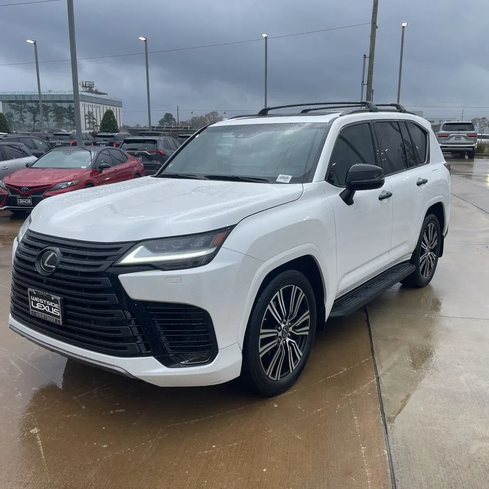 2022 Lexus LX 600 Luxury