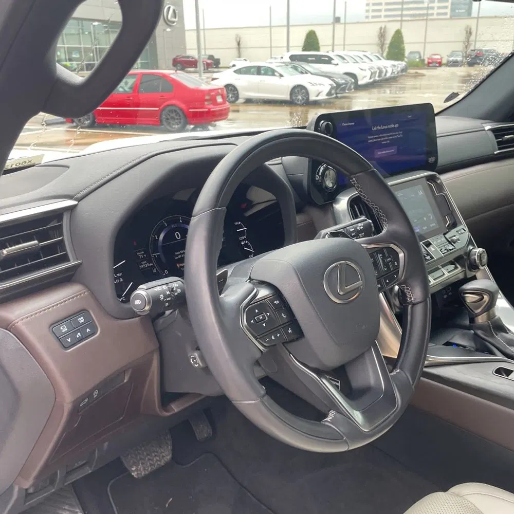 2022 Lexus LX 600 Luxury