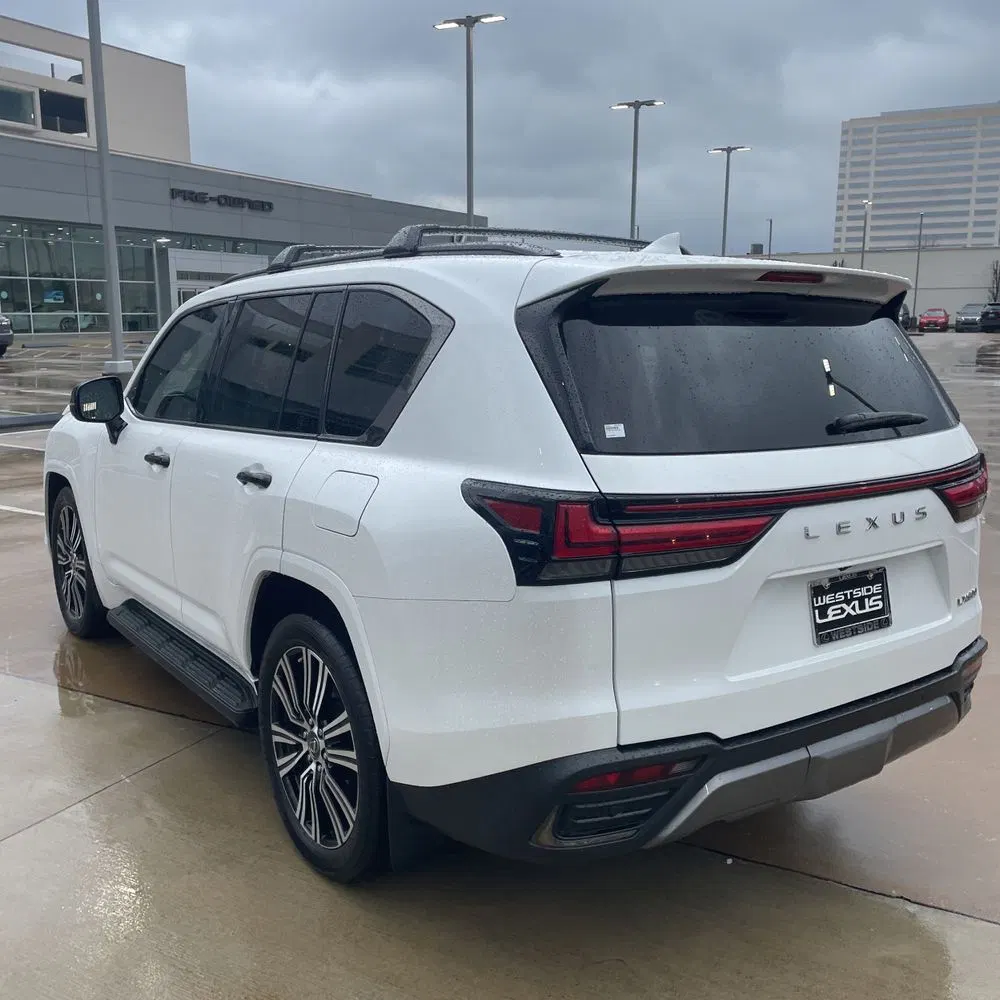 2022 Lexus LX 600 Luxury