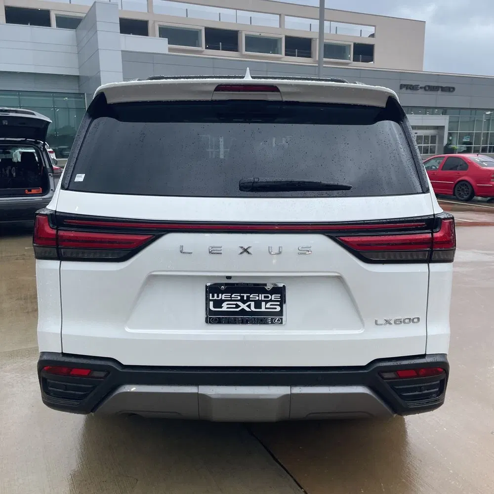 2022 Lexus LX 600 Luxury