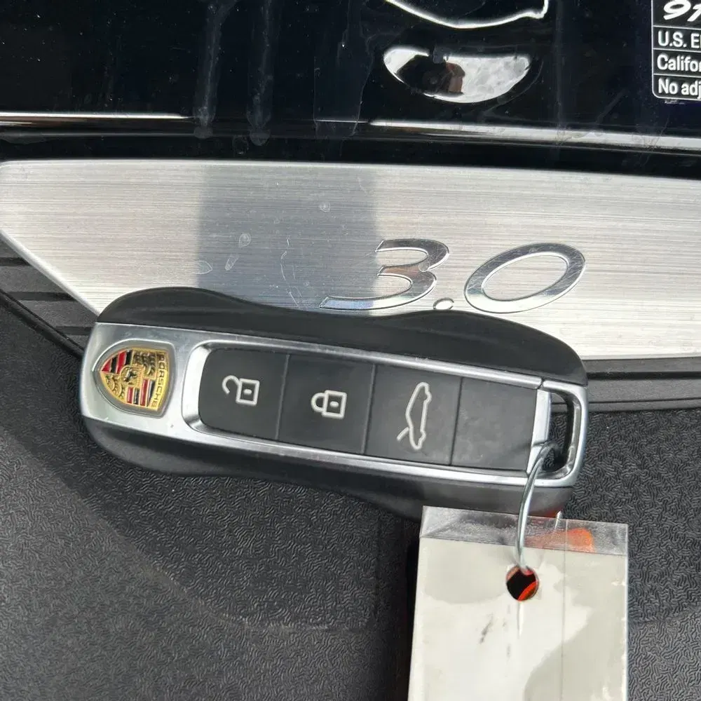 2020 Porsche 911 Carrera 4