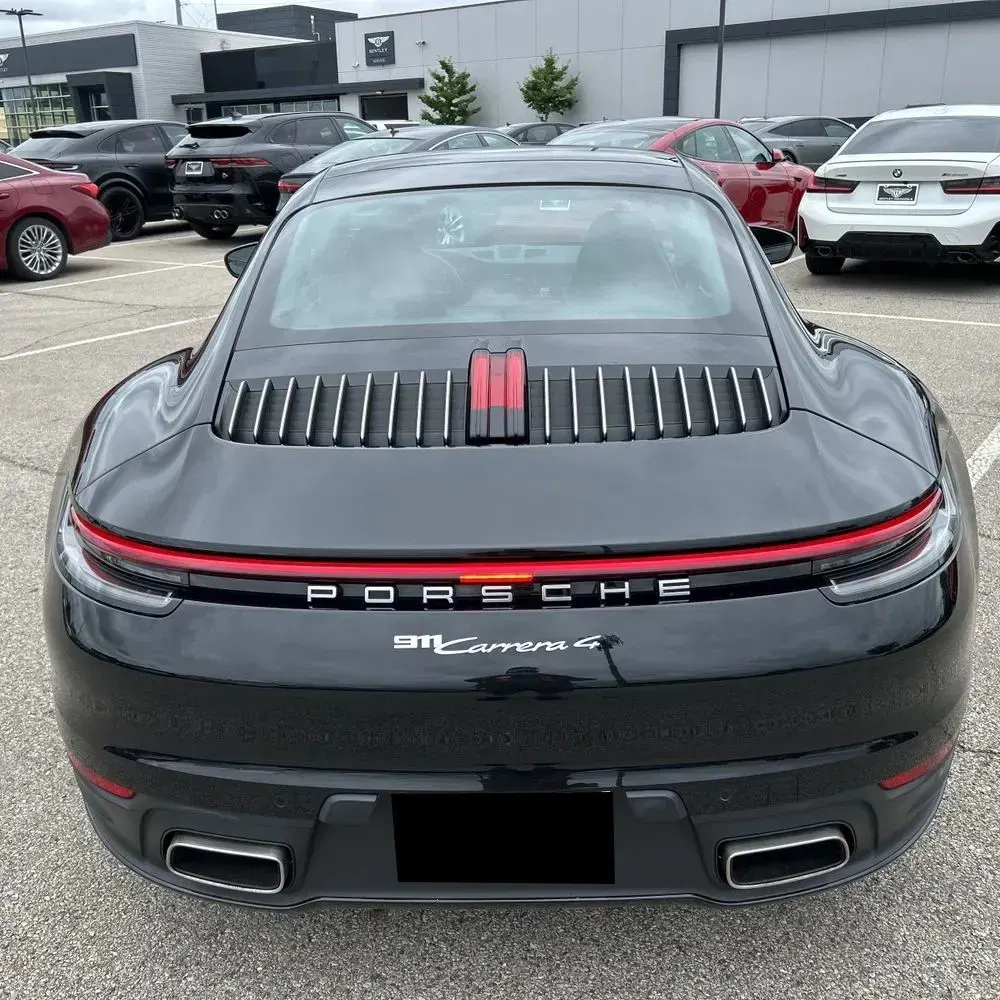 2020 Porsche 911 Carrera 4
