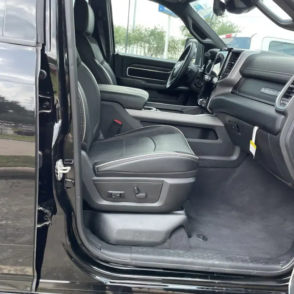2024 Ram 3500 Laramie