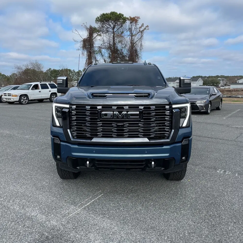 2025 GMC Sierra 2500HD Denali Ultimate